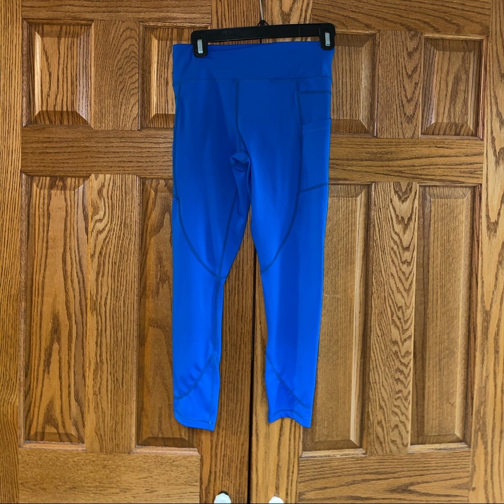 Size 6-8 Zyia Active leggings